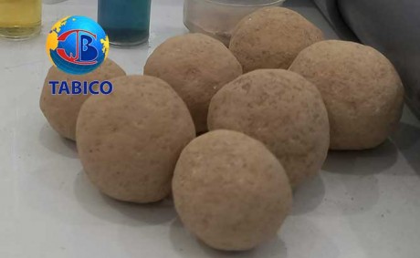 Hat xuc tac aluwat khu kim loai nang va on dinh do pH cua nuoc